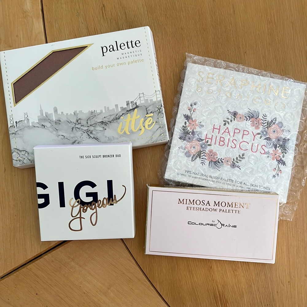 (NWT) Ipsy beauty bundle - 4 piece set